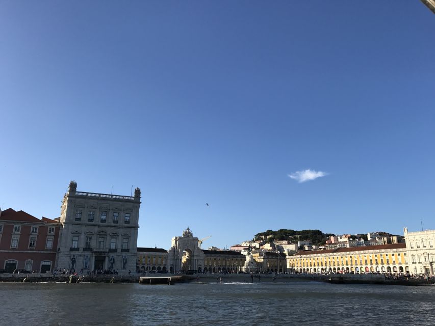 Lisbon Sunset Sailing – Small Group (max 10) Wine & History - Who this sunset sailing suits best
