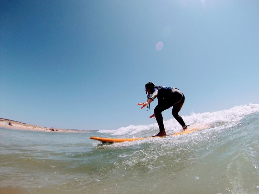 Lisbon Surf Experience - Trying different board sizes: why it speeds up learning