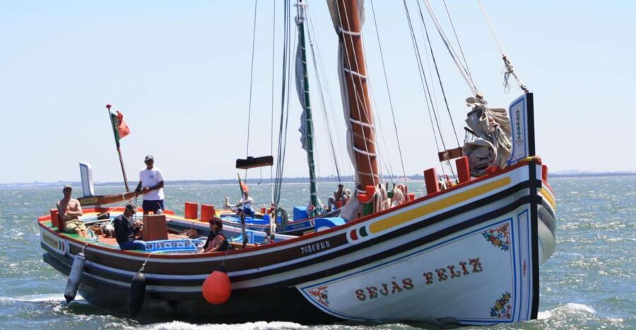 Lisbon: Tagus River Express Cruise in a Traditional Vessel - Terreiro do Paço Start Point: Get Your Bearings Fast