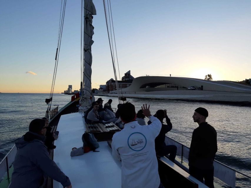 Lisbon: Tagus River Sunset Cruise in a Traditional Vessel - Ribeira das Naus to Praça do Comércio: Lisbon’s riverside “why it mattered”