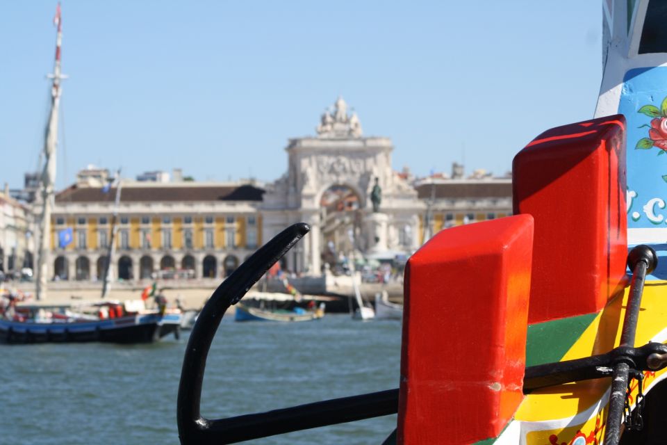 Lisbon: Tagus River Sunset Cruise in a Traditional Vessel - The 1947 boat experience: open air views, real river air