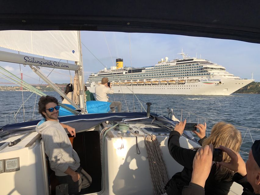 Lisbon: Tagus River Sunset Cruise with Drinks - Tagus River at golden hour: the real vibe in 2 hours