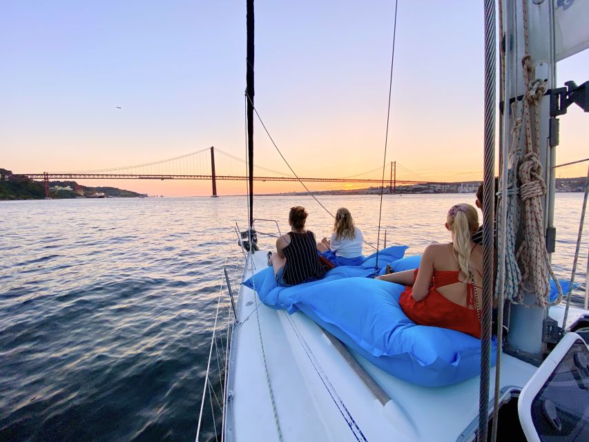 Lisbon: Tagus River Sunset Cruise with Drinks - The cruise loop: from Commerce Square to Alfama without walking a step