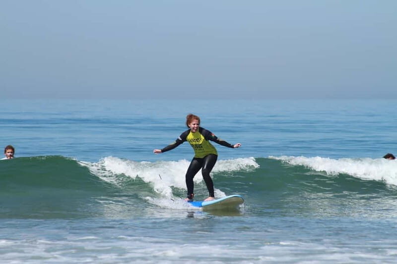 Lisbon: The Surf Instructor - surf lessons with transfer - From Titanic Sur Mer to Praia do Castelo: the pickup that sets the tone