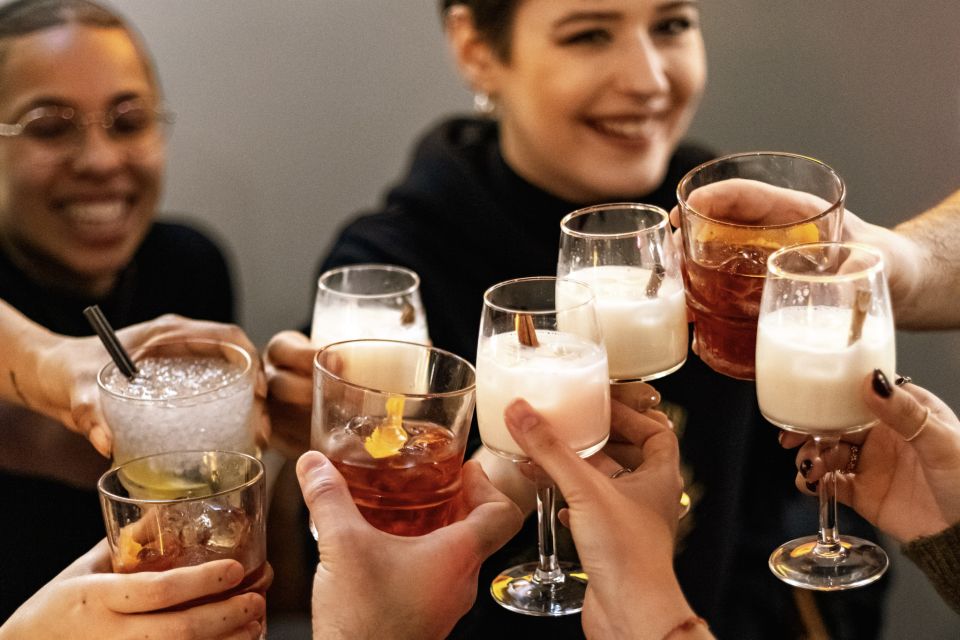 Lisbon: Tipsy Tour Fun Bar Crawl with a Local Guide - The scandalous Lisbon angle: royalty, the red-light past, and why it still matters