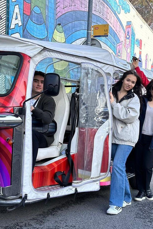 Lisbon Tour With Tuktuk - Time Out Market drop-off: turn sightseeing into an actual dinner plan