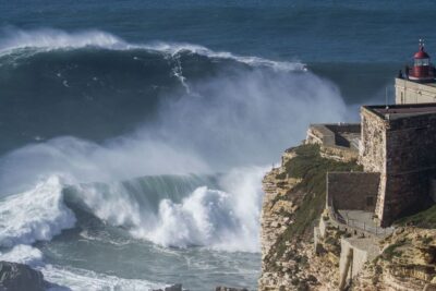 Óbidos, Nazaré & Alcobaça: Private Trip by Car - Nazaré: beaches, giant-wave legend, and the surf world nearby