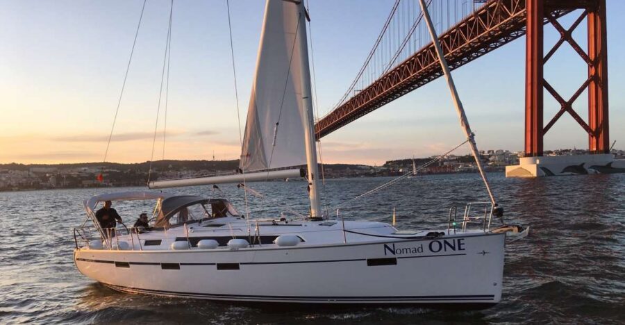 Private Lisbon Sightseeing Sailing Boat Tour with Locals - Price and Value: Is $312 Worth It for Up to 4?