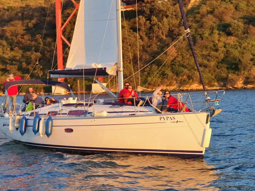 Private Lisbon Sightseeing Sailing Boat Tour with Locals - Starting at Padrão dos Descobrimentos: Getting Oriented Fast