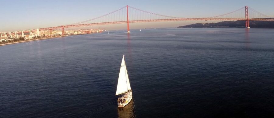 Private Romantic cruise with sparkling wine- 2-Hour- Lisbon - Why This 2-Hour Tagus Yacht Cruise Feels So Romantic