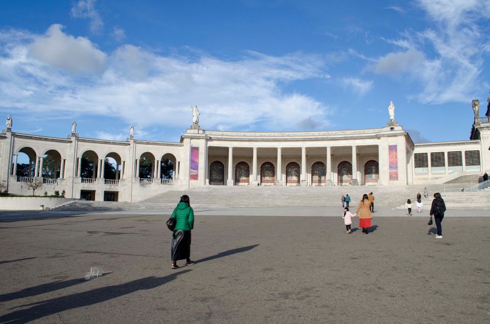 Private Tour of Fatima with Official Guide - Your route, your pace: photos, prayer, and free time that actually helps