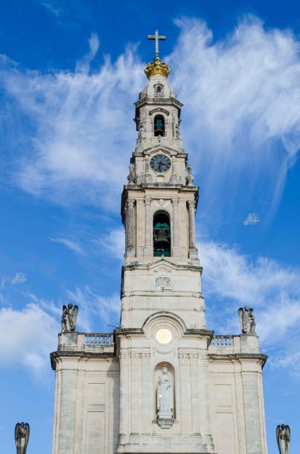 Private Tour of Fatima with Official Guide - A quick note on how guides communicate and delays work