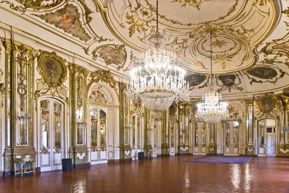 Queluz National Palace & Gardens Ticket - Timing and crowds: how to aim for that quiet palace feeling