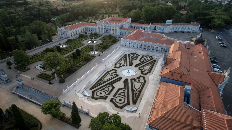 Queluz National Palace & Gardens Ticket - Fast-track entry and the Zoomguide audio: save time, keep control