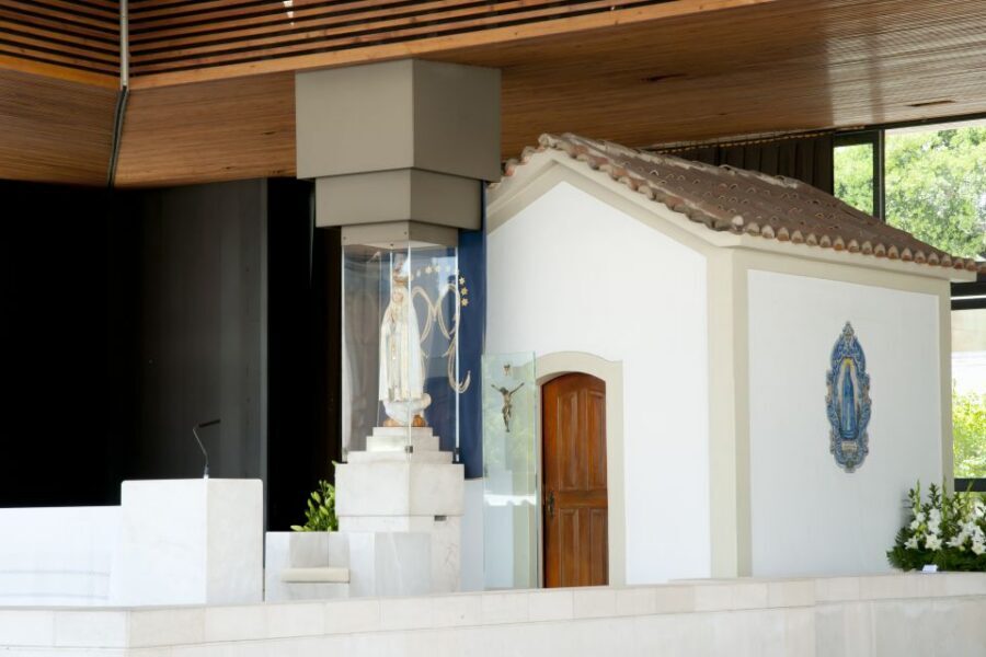 Sanctuary of Fátima and Coimbra City Tour - Fátima and Coimbra in a single 10-hour day: the feel of the schedule