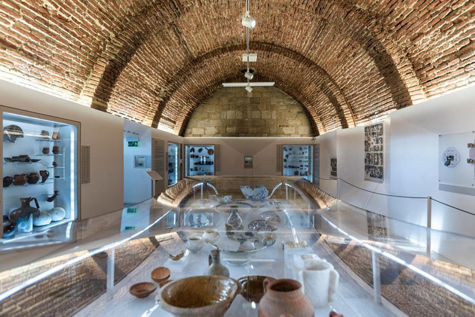 São Jorge Castle Skip-the-line Entry Ticket - Inside São Jorge Castle: The Permanent Exhibition and Moorish Archaeology