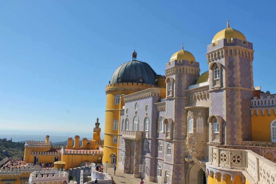 Sintra and Cascais: Full-Day Private Sightseeing Tour - National Queluz Palace: A Royal Start That Doesn’t Feel Like a Line-Up