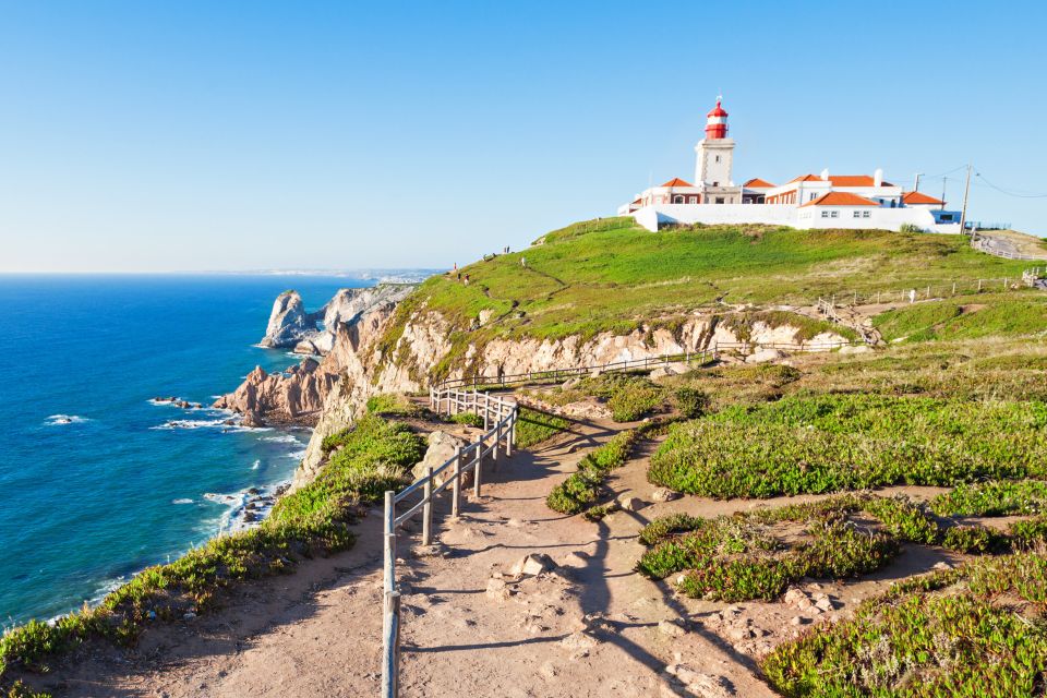 Sintra: Full-Day Deluxe Tour with Pena Palace ticket - Pena Palace: The Fairytale Peak (and How to Spend 90 Minutes Well)