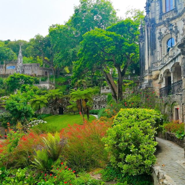 Sintra: Truly Private Tour to Pena Palace & Regaleira - Pena Palace at the right time: what you’ll actually see