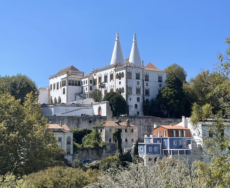Sintra with a guide: Pena, Regaleira, Roca and Cascais - Getting around in comfort: private vehicle, smart timing, and real pacing